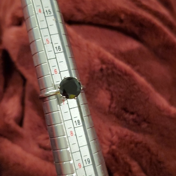 1.2 Carat AAA cubic zirconia black onyx ring - Picture 3 of 3